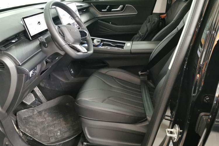 Used Chery Fengyun T9 2025 120 Long-Range Luxury Version 5-Seater with Ternary Lithium Battery
