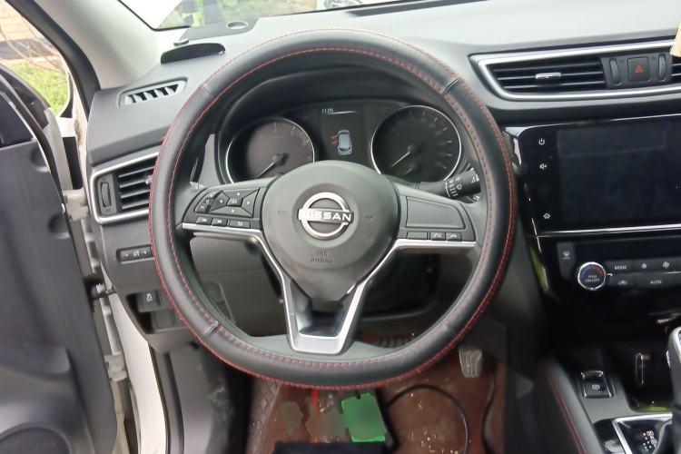 Used Nissan Qashqai 2023 Classic 2.0L CVT XV Comfort Edition