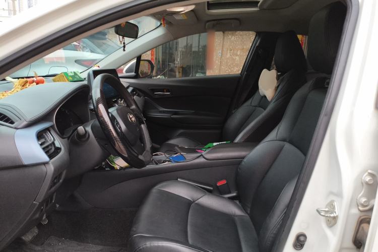 Used Toyota IZOA 2021 Dual-Motor 2.0L Yixiang Edition