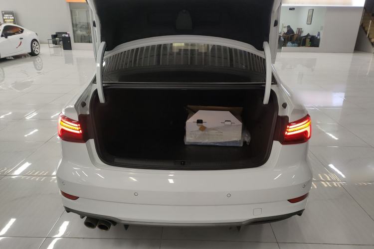 Used Audi A3 2020 Limousine 35 TFSI Fashion Edition China VI Emission Standard