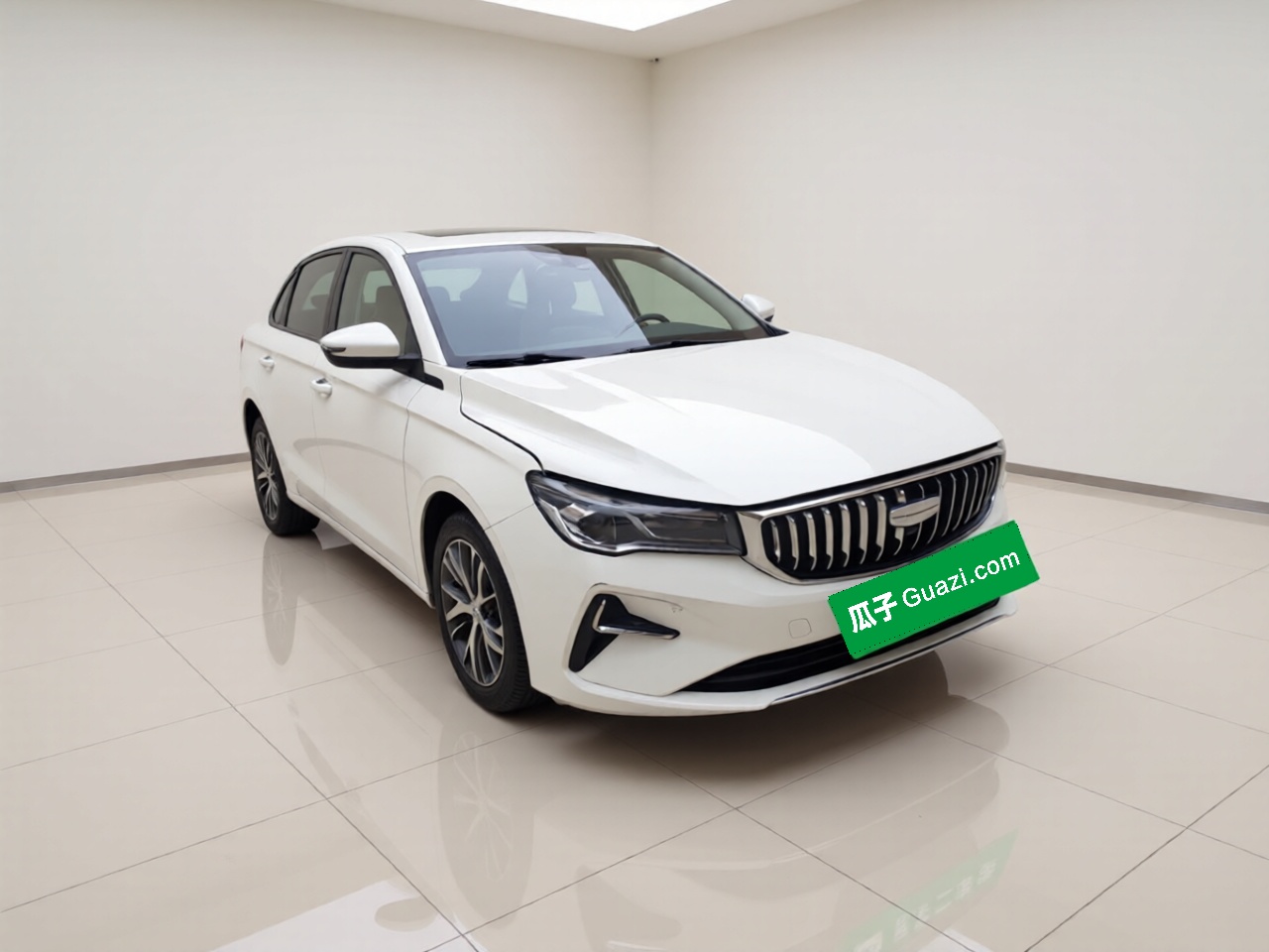 Geely Auto Emgrand 2025 4th Generation 1.5L CVT Starry Edition — снимка 3