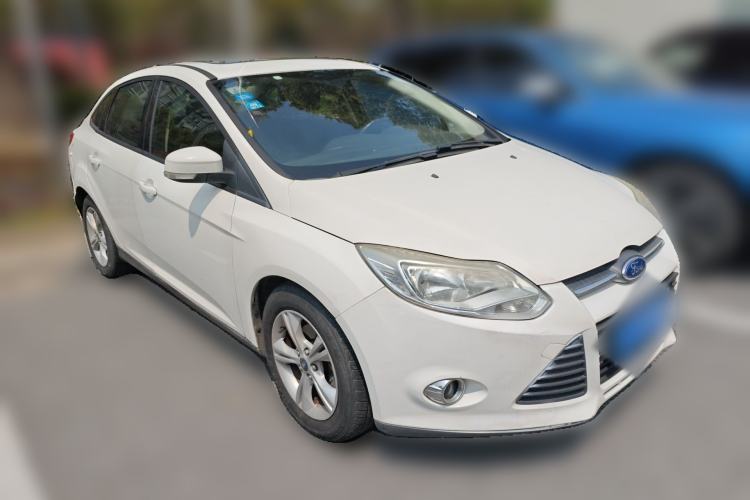 Used Ford Focus 2012 Sedan 1.6L Automatic Fashion Edition Front Right 45 Deg
