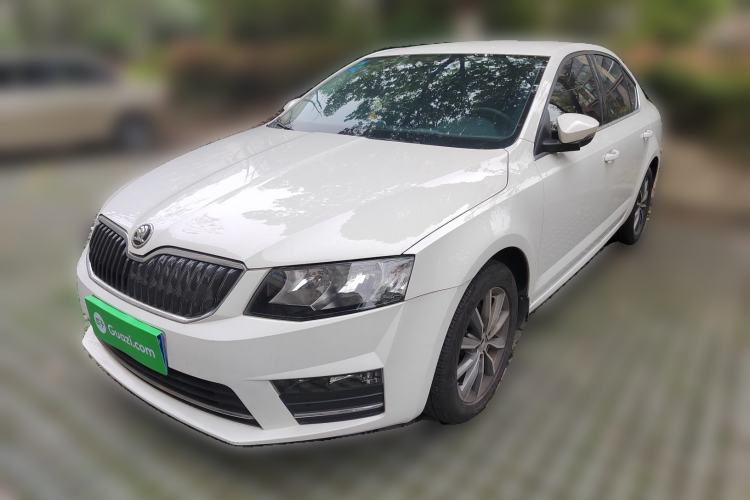 Used Skoda Octavia 2017 Classic Model 1.6L Manual Comfort Edition
