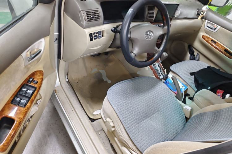 Used Toyota Corolla EX 2005 1.8L Automatic Anniversary Special Edition Driver Seat