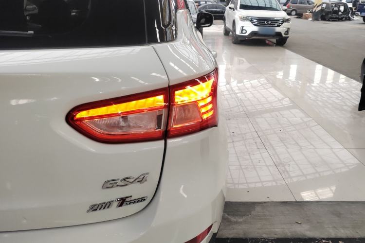 Used GAC Trumpchi GS4 2017 200T G-DCT Two-Wheel Drive Elite Edition
