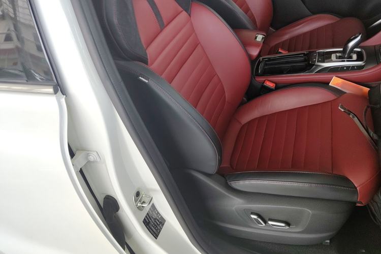 Used MG HS 2019 30T Automatic 2WD Trophy Supreme Edition China VI Standard