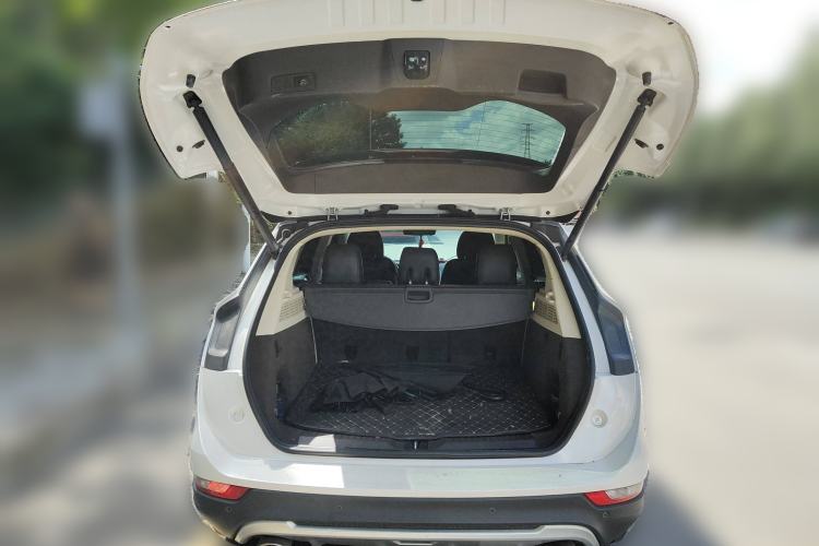 Used Lincoln MKC 2014 2.0T Two-Wheel-Drive Luxury Edition
