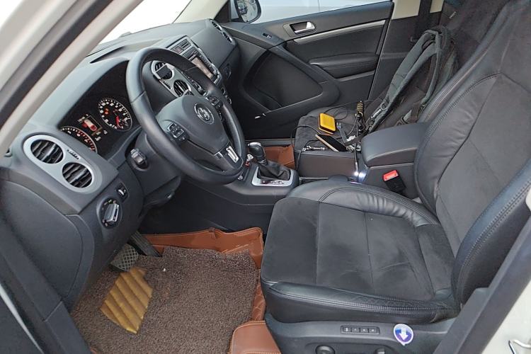 Used Volkswagen Tiguan 2015 2.0 TSI Automatic All-Wheel Drive Flagship Edition
