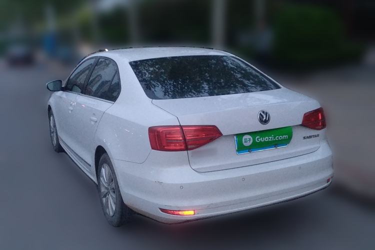 Used Volkswagen Sagitar 2015 1.6L Automatic Comfort Model Rear Left 45 Deg