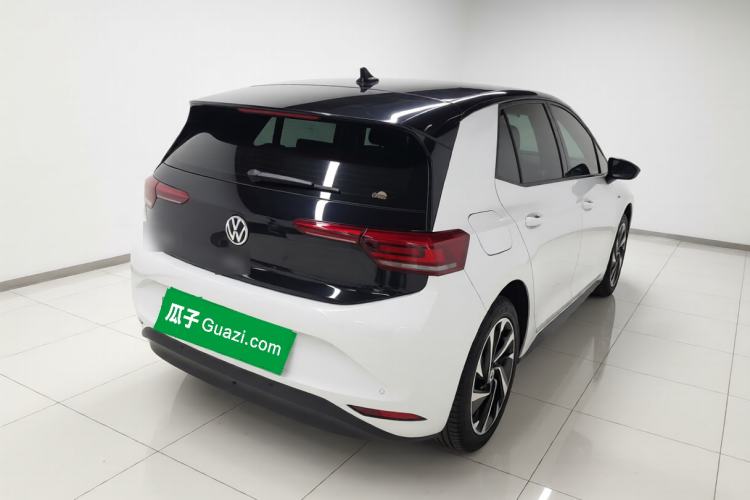 Used Volkswagen ID.3 2025 Smart Version Pure & Intelligent Enjoyment Edition
