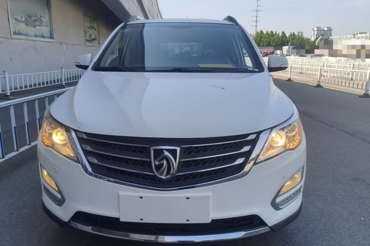 Used Baojun 560 2016 1.8L iAMT Luxury Model Front