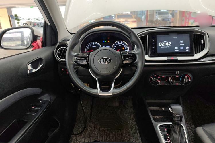 Used Kia kx1 Stonic 2021 1.4L CVT Fun Edition
