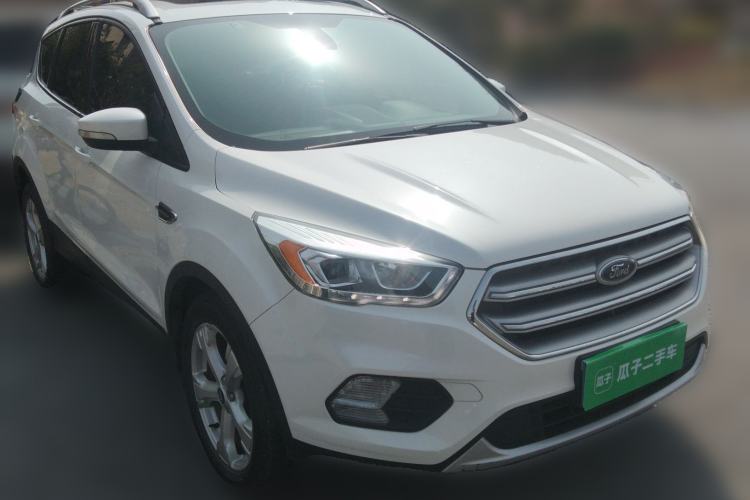 Used Ford Kuga 2017 EcoBoost 180 Two-Wheel-Drive Tiger Leap Model Front Right 45 Deg