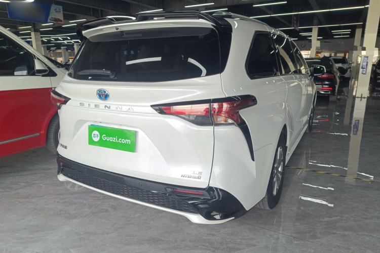 Used Toyota SIENNA 2021 2.5L Hybrid Comfort Edition
