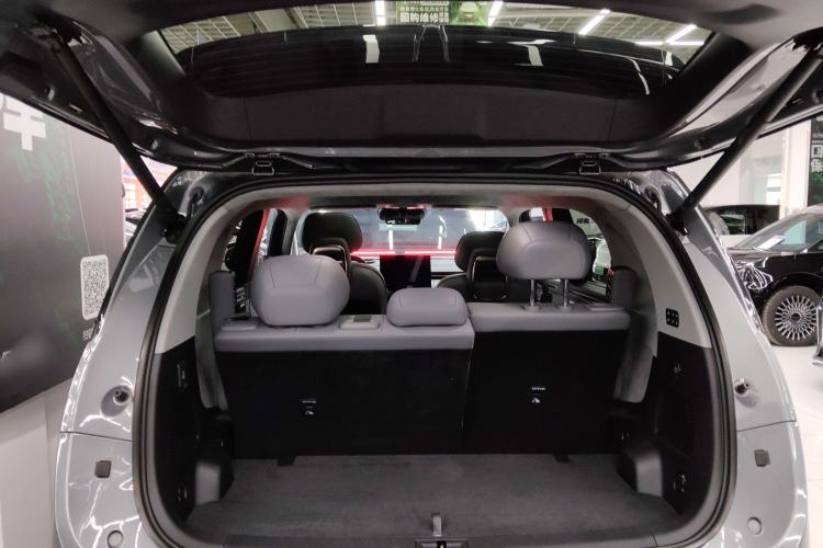 Used Zeekr MIX 2025 Intelligent Driving Version
