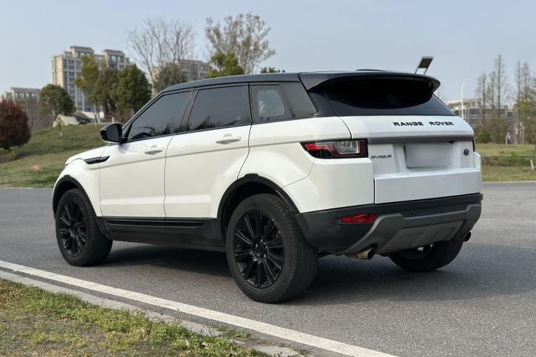 Used Land Rover Range Evoque 2016 2.0T SE Smart Glow Edition
