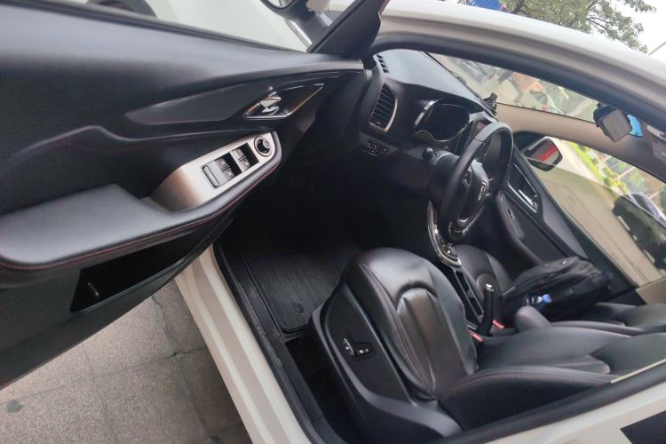 Used Baojun 560 2016 1.8L iAMT Luxury Model