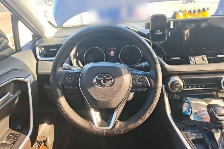 Used Toyota Wildlander 2024 2.0L CVT Two-Wheel Drive Urban Edition
