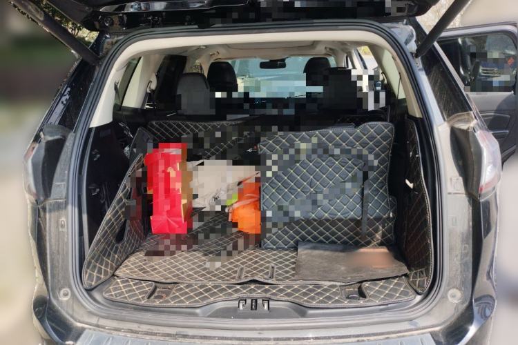 Used Ford Edge 2016 EcoBoost 245 Two-Wheel-Drive Titanium 7-Seater
