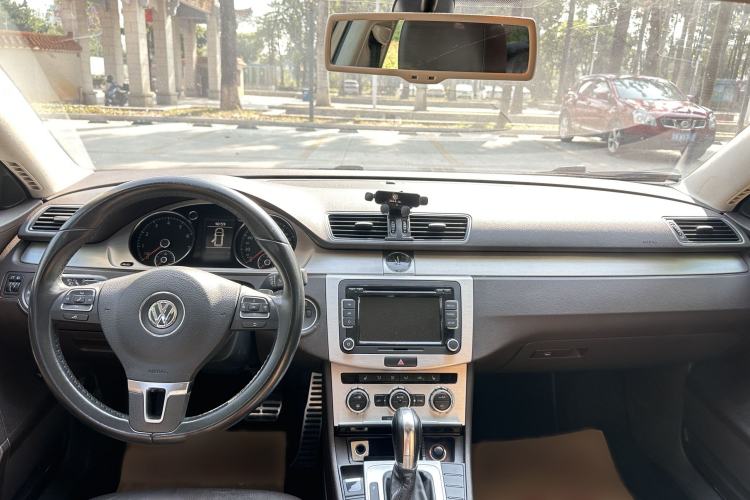 Used Volkswagen Magotan (Import) 2012 Travel Edition 2.0 TSI 4x4 Comfort Version