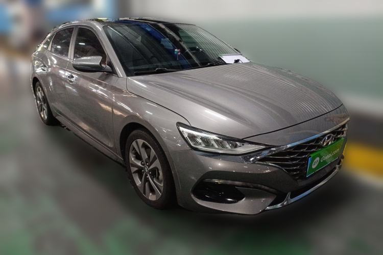 Used Hyundai Lafesta 2019 280TGDi Smart Speed Version China VI Standard Front Right 45 Deg