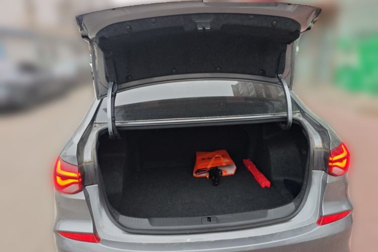 Used Chevrolet Monza 2021 320 Automatic Enjoyment Sunroof Edition Trunk