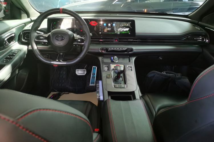 Used GAC Trumpchi EMPOW 2023 270T DCT J15 Version Center Console