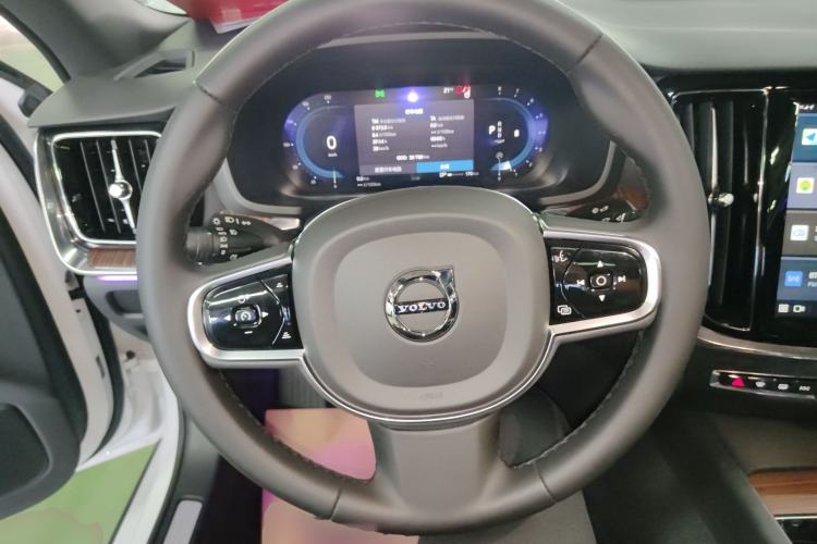 Used Volvo S60 2024 B4 Zhiyuan Luxury Edition Steering Wheel