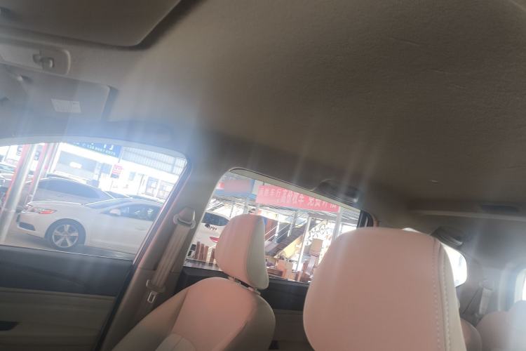 Used Wuling 730 2020 Commercial Vehicle 1.5L Manual Value Edition 7 Seats
