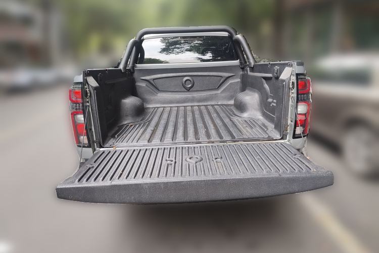 Used Great Wall Poer 2023 2.0T Commercial Version Automatic Diesel 4x4 Elite Long-Box GW4D20M
