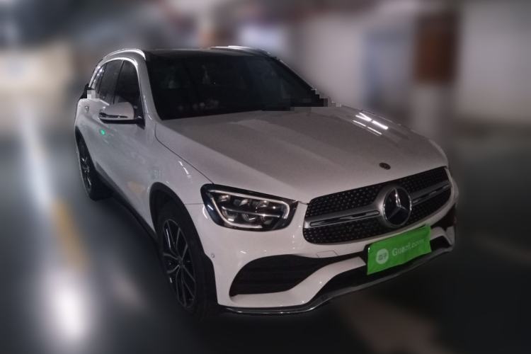 Used Mercedes-Benz GLC 2020 Facelift GLC 260 L 4MATIC Luxury Edition Front Right 45 Deg
