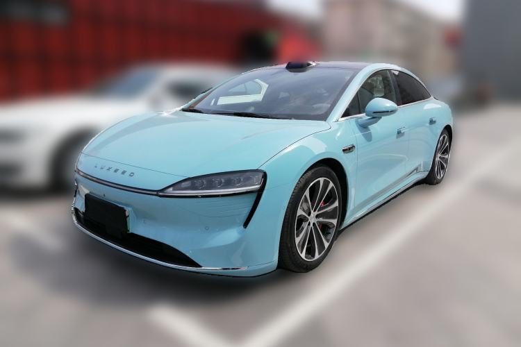 Used Hima Luxeed S7 2025 785 km Ultra