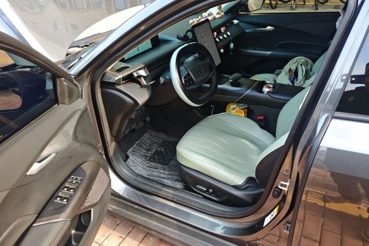 Used CHANGAN Eado DD 2023 Blue Whale NE 1.5T GDI DCT Flagship Model Driver Seat