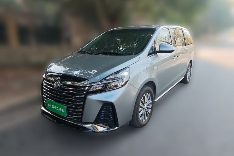 Used Buick GL8 2023 Facelifted Land Cruiser Executive Luxury Version