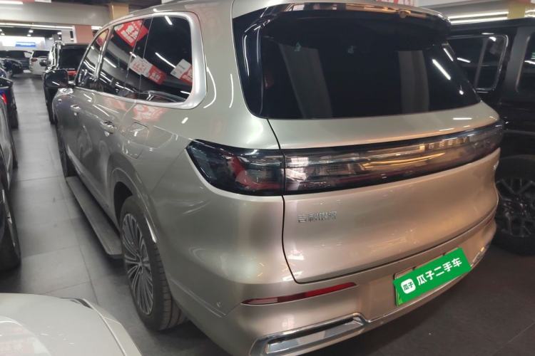 Used Geely Galaxy M9 2025 Model 210km Four-Wheel-Drive Leading Edition Exterior 2