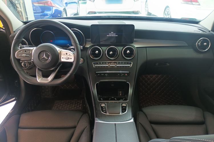 Used Mercedes-Benz C-Class 2020 Restyled C 260 L Sport Edition Center Console