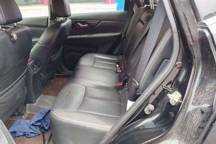 Used Nissan X-Trail 2019 2.0L CVT Smart Connect Comfort Edition 2WD
