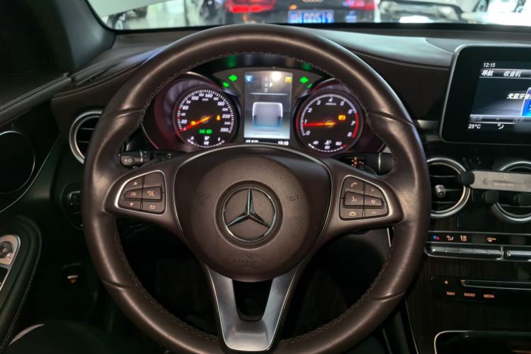 Used Mercedes-Benz GLC 2018 GLC 260 4MATIC Dynamic Edition Steering Wheel