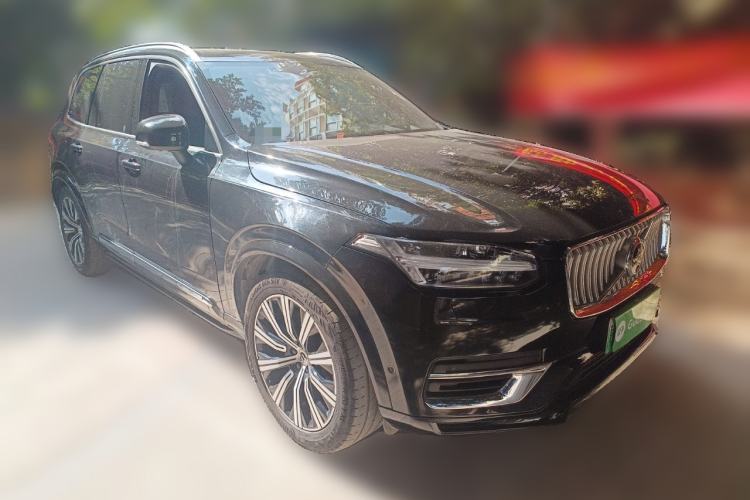 Used Volvo XC90 New Energy 2021 E-Drive Hybrid T8 Luxury Flagship 7-Seater Front Right 45 Deg