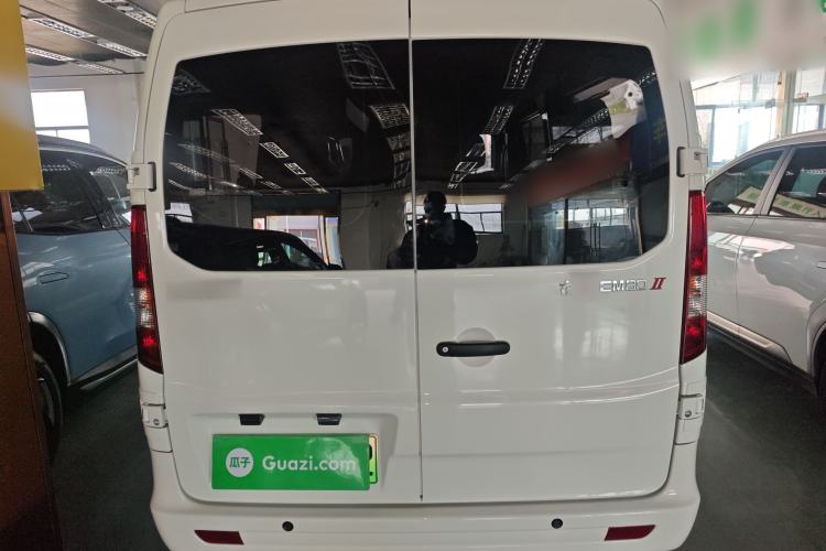 Used CHANGAN KAICHENG Ruixing EM80 2025 Wealth Edition Passenger Version Comfortable Model 6 Seats 300km Side-Hinged Doors Rear