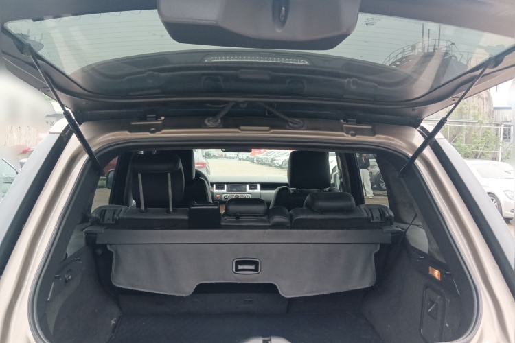 Used Land Rover Range Sport 2011 3.0 TDV6 Diesel Version Trunk