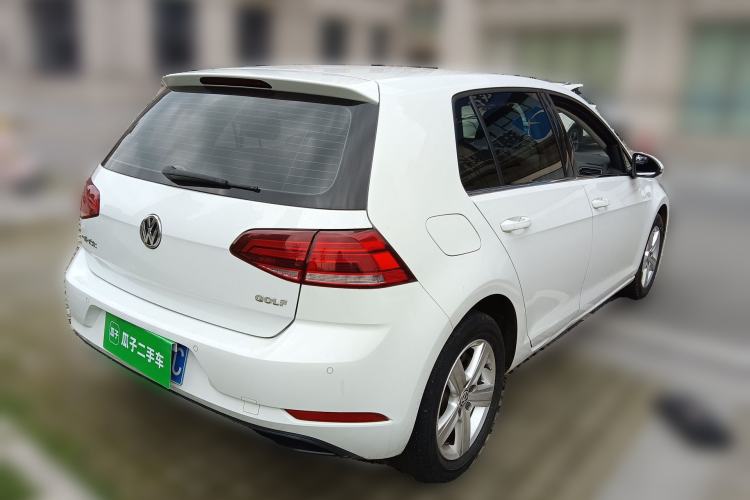 Used Volkswagen Golf 2018 1.6L Manual Fashion Edition
