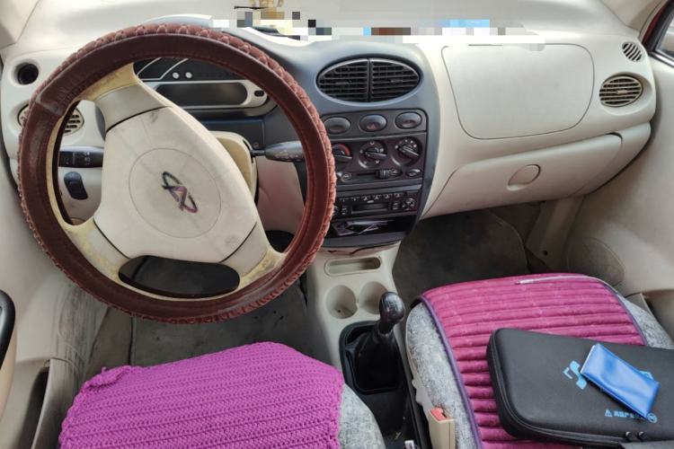 Used Chery QQ3 2009 0.8L Manual New Start Edition Center Console