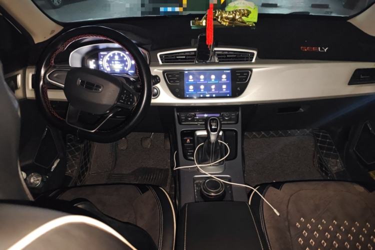 Used Geely Auto Emgrand X7 Sport 2021 Million Edition 1.8TD Manual Two-Wheel Drive Comfort Model