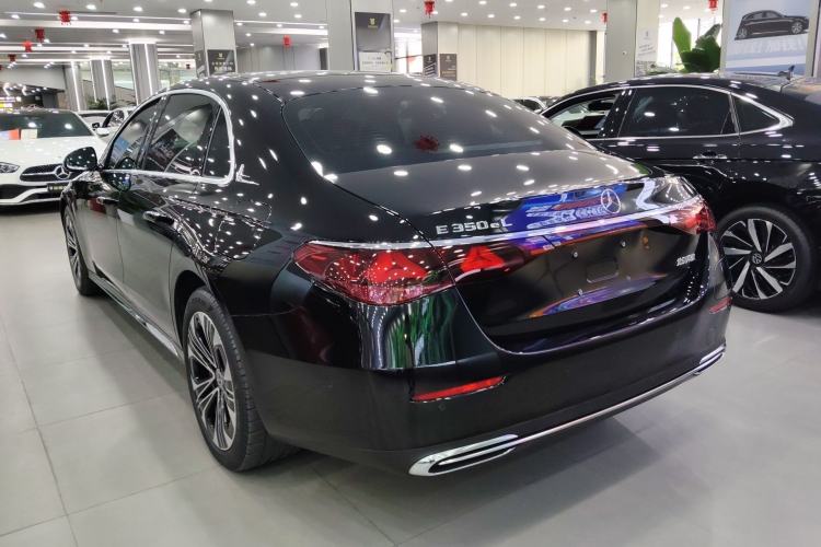 Used Mercedes-Benz E-Class New Energy 2024 E 350 e L Plug-in Hybrid Sedan Rear Left 45 Deg