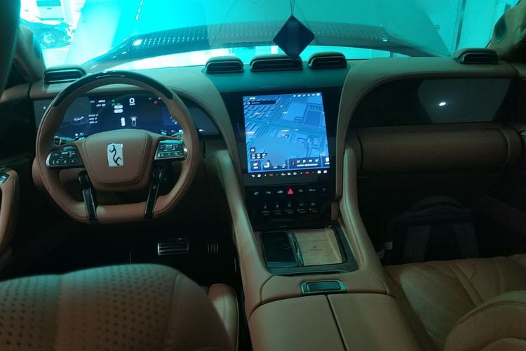 Used Yangwang U8 2023 Luxury Edition
