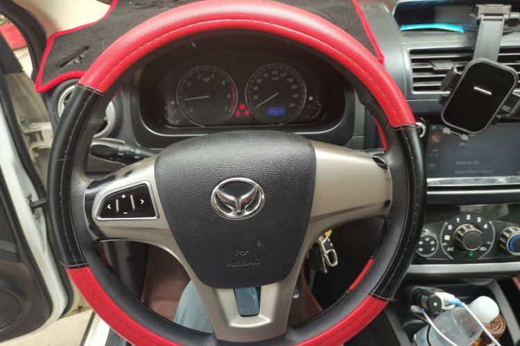 Used HYOSOW H2 2016 H2E 1.5L Elite Model BJ415B Steering Wheel