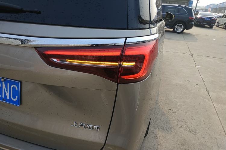 Used Buick GL8 2022 ES Land Cruiser 653T Luxury Model
