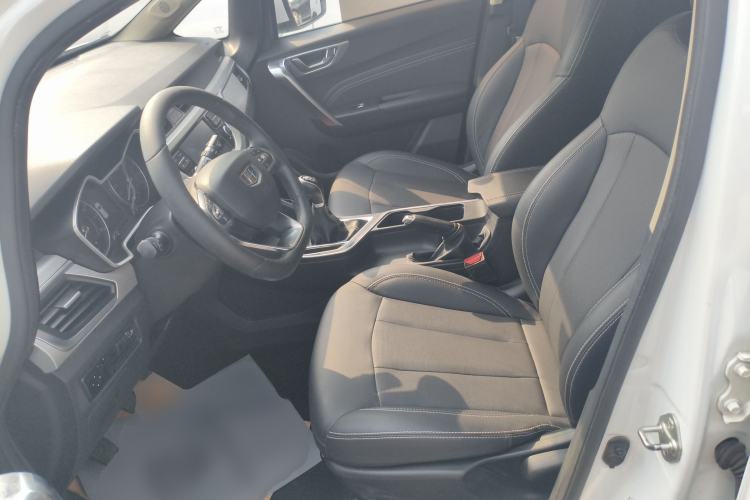 Used Geely Auto Vision X3 2019 Upgraded Model 1.5L Manual Elite Version
