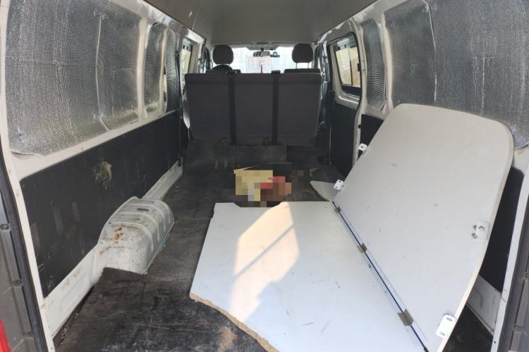 Used Foton Scenic G7 2020 2.4L Commercial Version Long Wheelbase High-Roof 5-Seater Van China VI Emission Standard 4K22D4M
